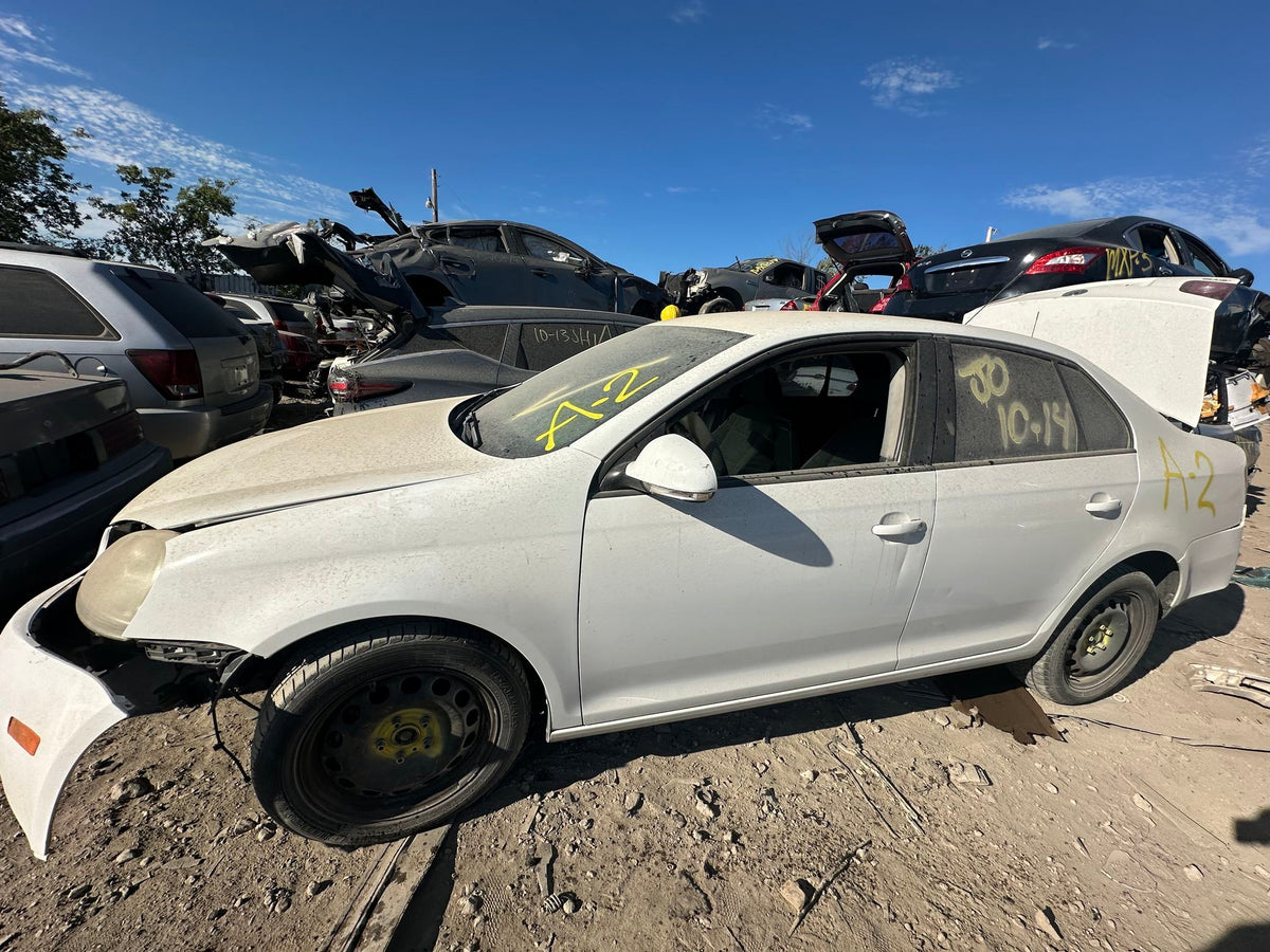 CA_VEHICLE_MEDIA:13323086782:3329336358