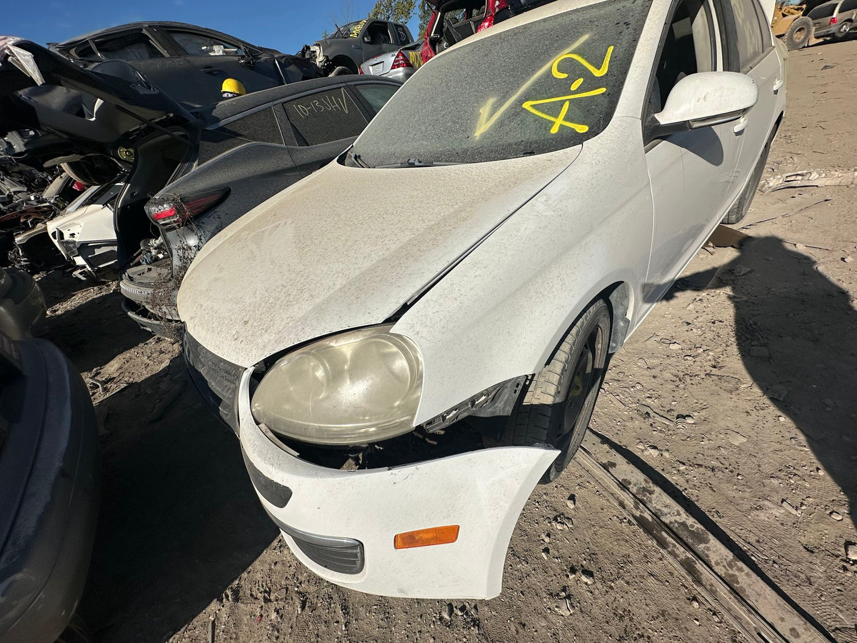 CA_VEHICLE_MEDIA:13323086782:3329336384