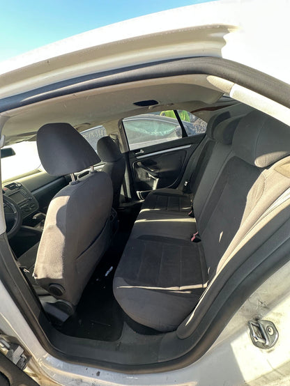 CA_VEHICLE_MEDIA:13323086782:3329336417