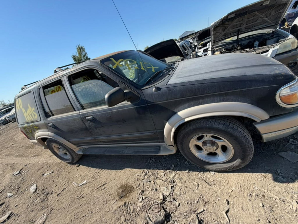 CA_VEHICLE_MEDIA:13323102455:3333706174