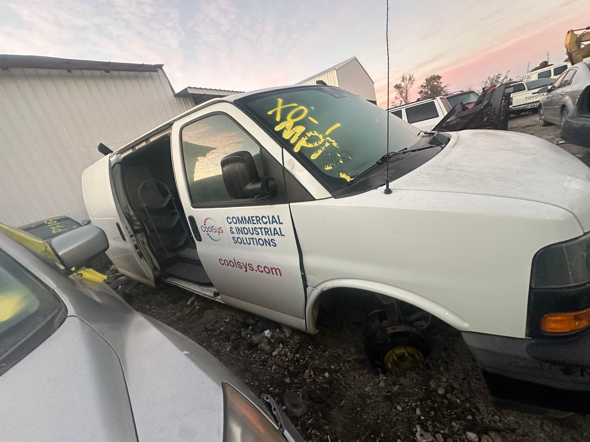 CA_VEHICLE_MEDIA:13323107909:3329600920