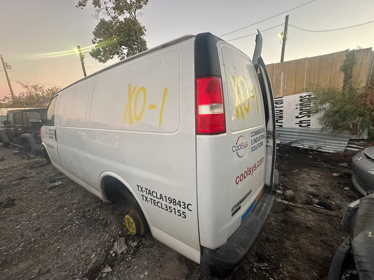 CA_VEHICLE_MEDIA:13323107909:3329600987