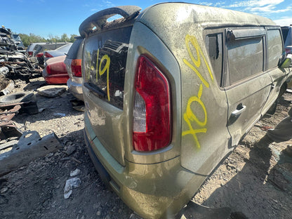 CA_VEHICLE_MEDIA:13323114467:3329242748