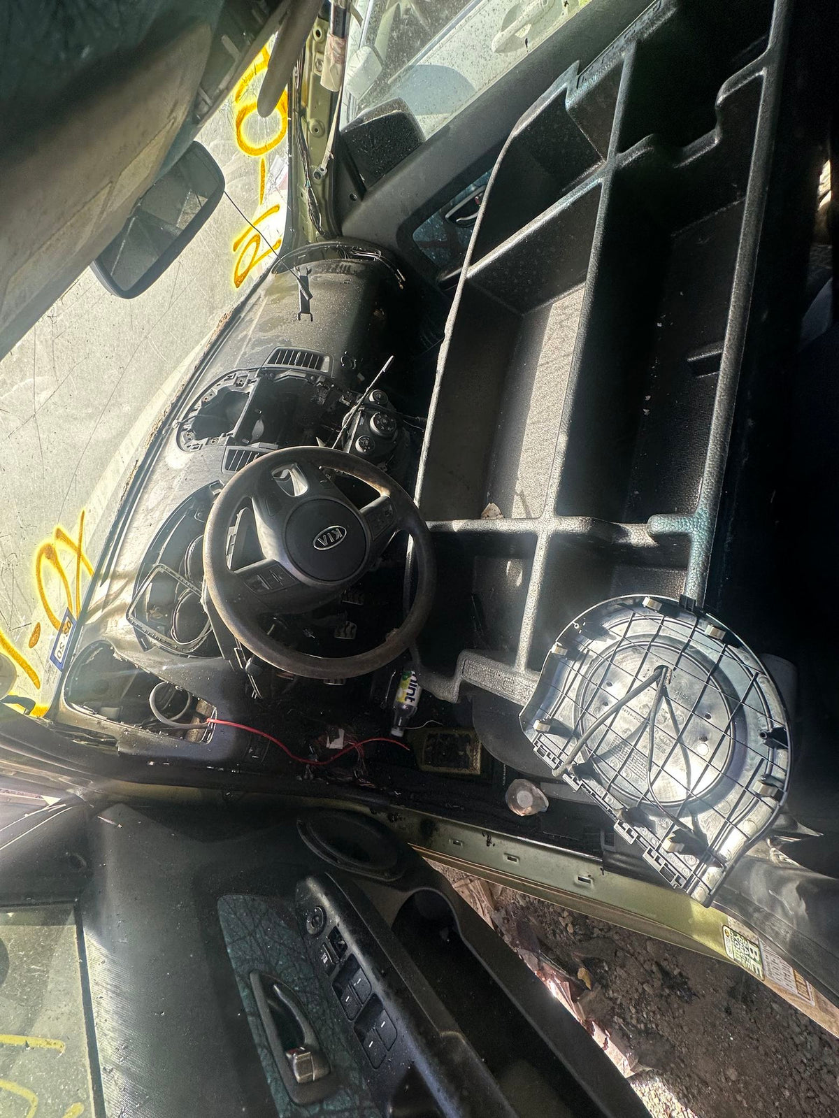CA_VEHICLE_MEDIA:13323114467:3329242900