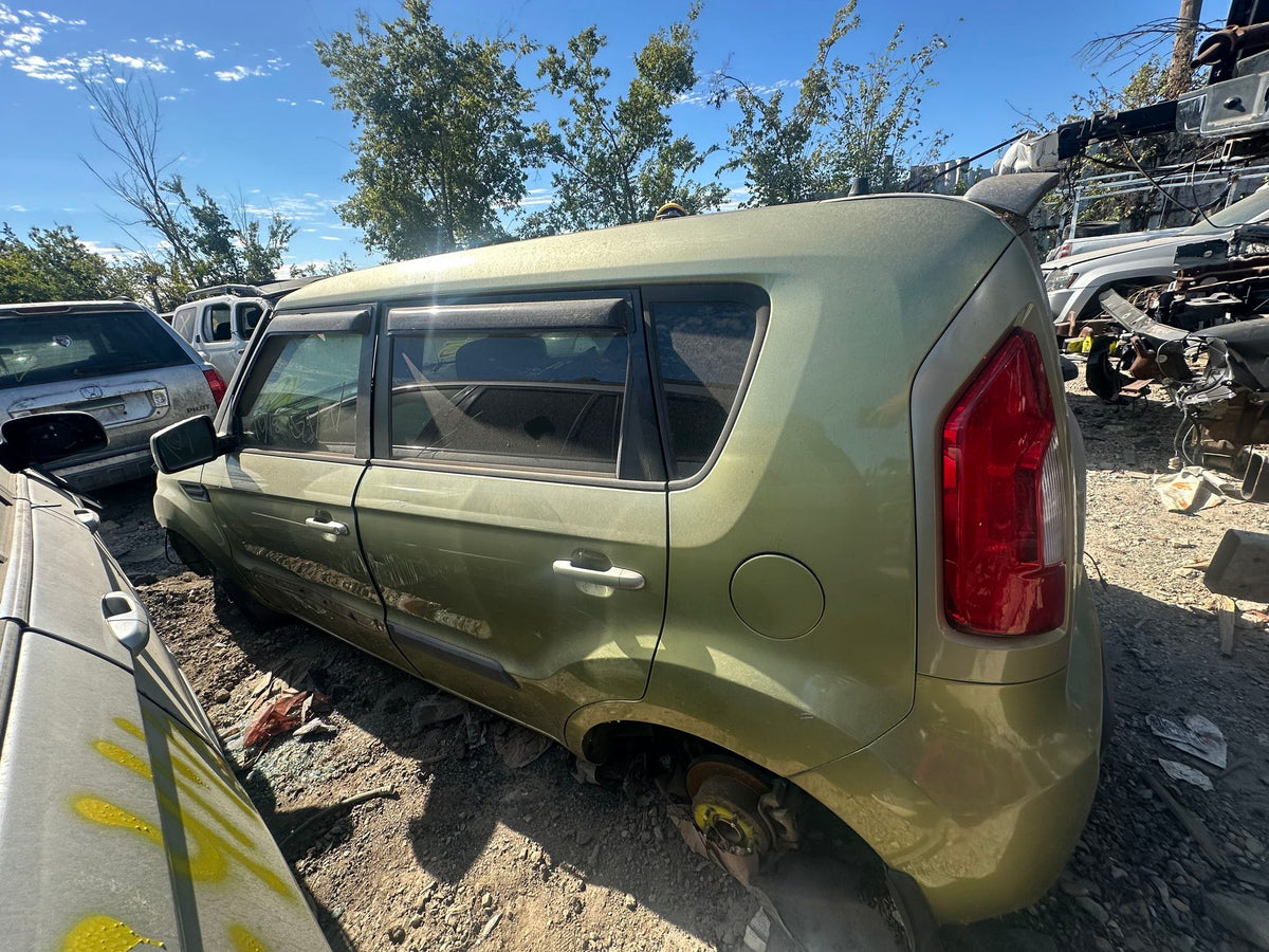 CA_VEHICLE_MEDIA:13323114467:3329243152