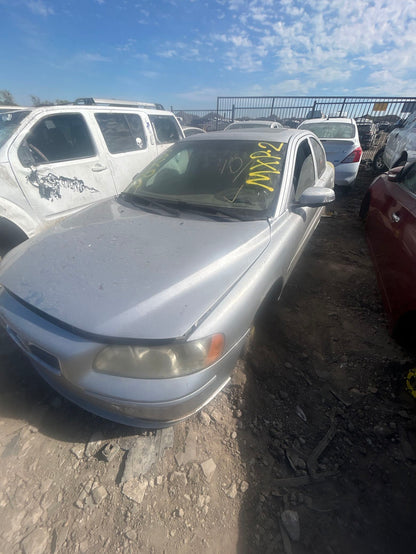 CA_VEHICLE_MEDIA:13323114470:3327071580