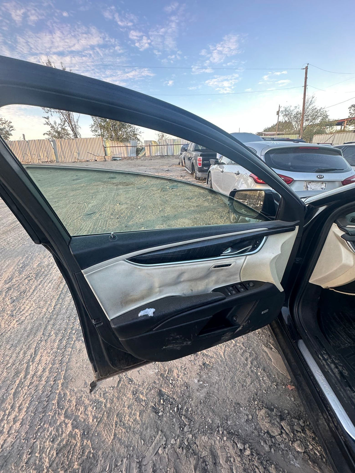CA_VEHICLE_MEDIA:13323115545:3329430715