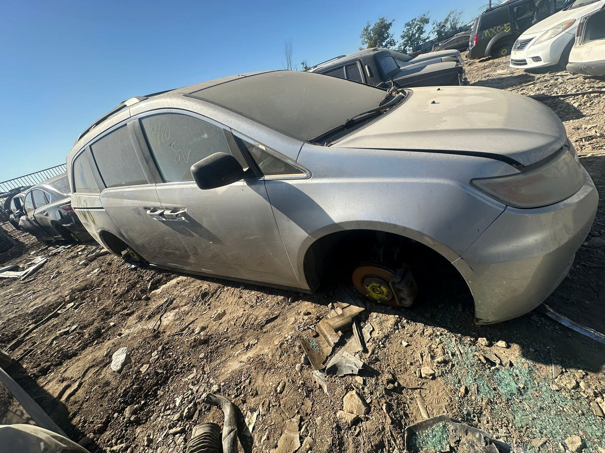 CA_VEHICLE_MEDIA:13323115547:3332876445