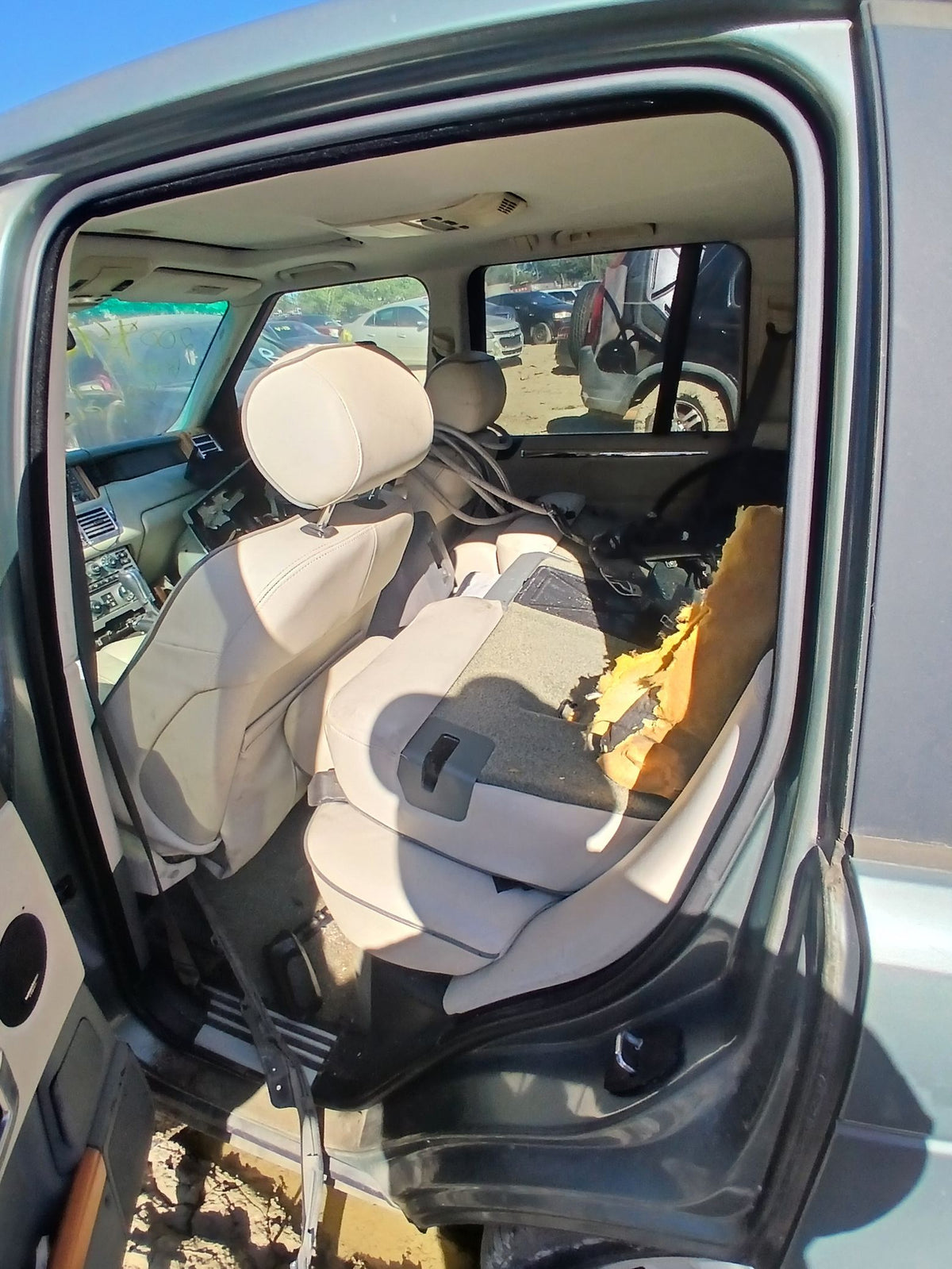 CA_VEHICLE_MEDIA:13323162605:3326339299