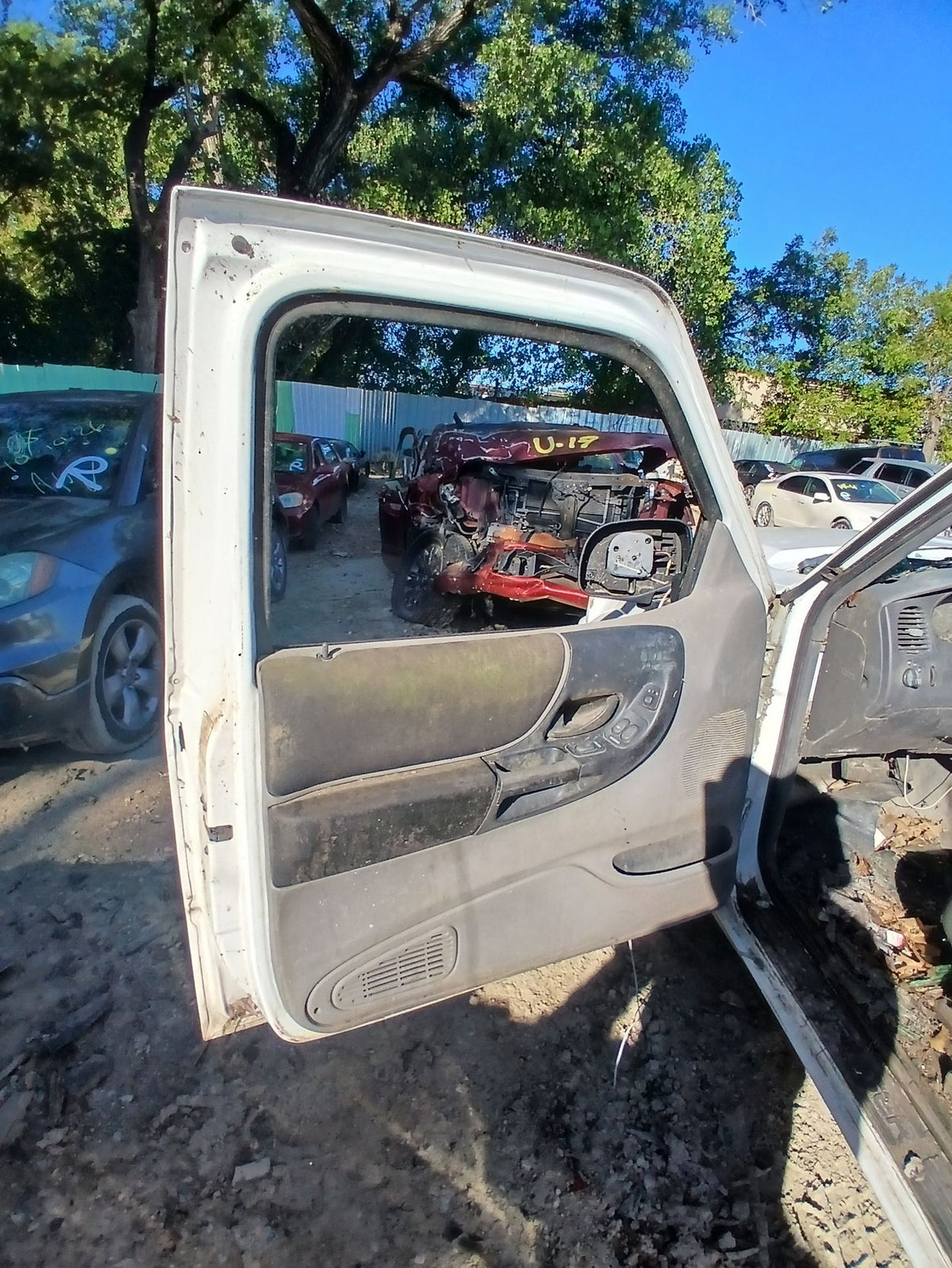CA_VEHICLE_MEDIA:13323164265:3326185523