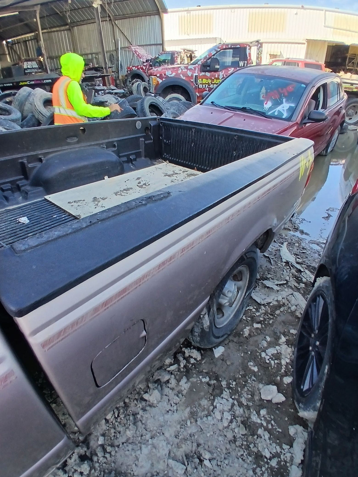 CA_VEHICLE_MEDIA:13323164266:3327611336