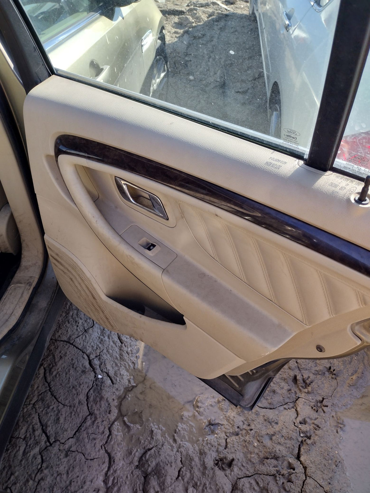 CA_VEHICLE_MEDIA:13323164267:3326261946