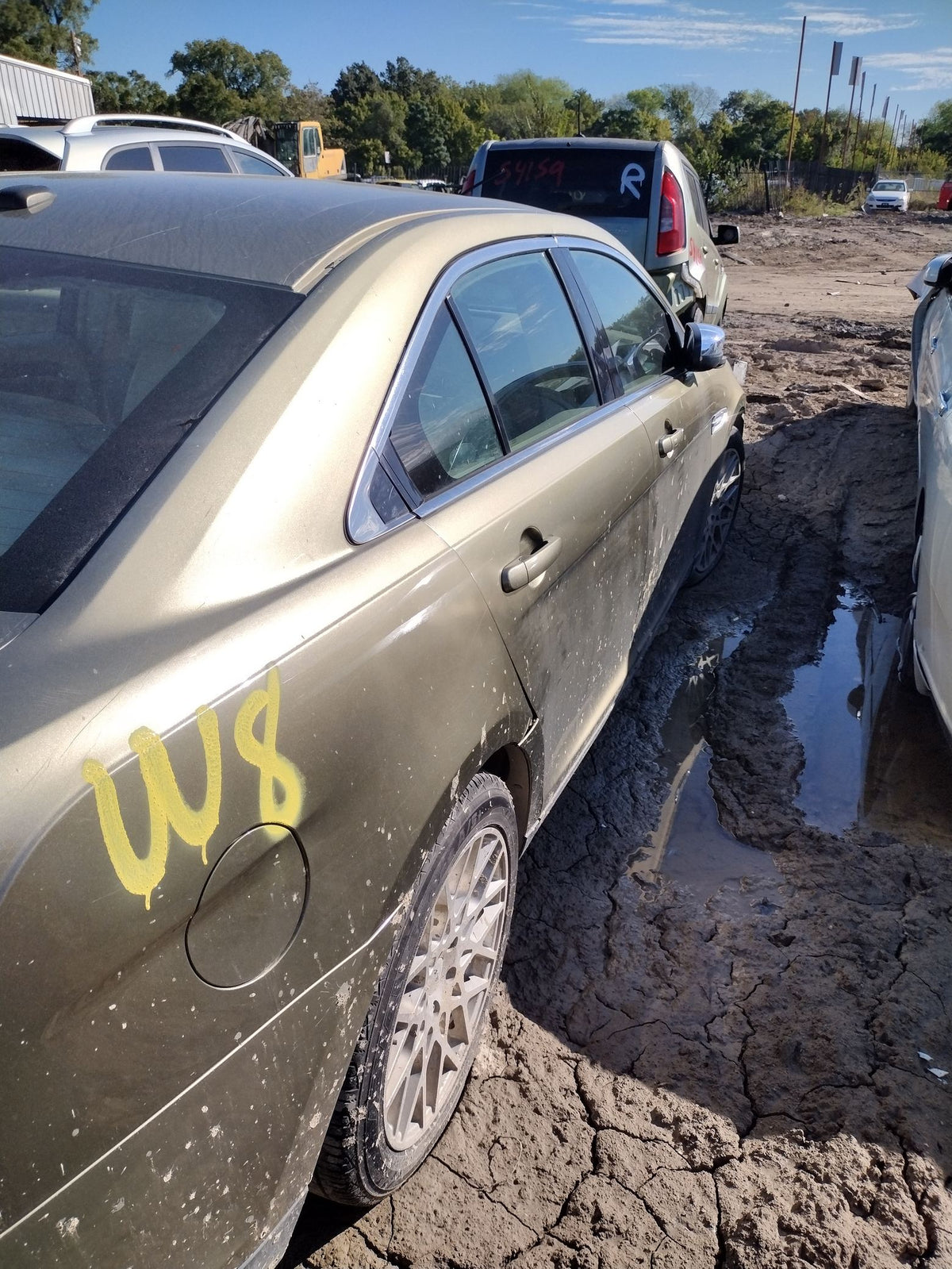 CA_VEHICLE_MEDIA:13323164267:3326262953