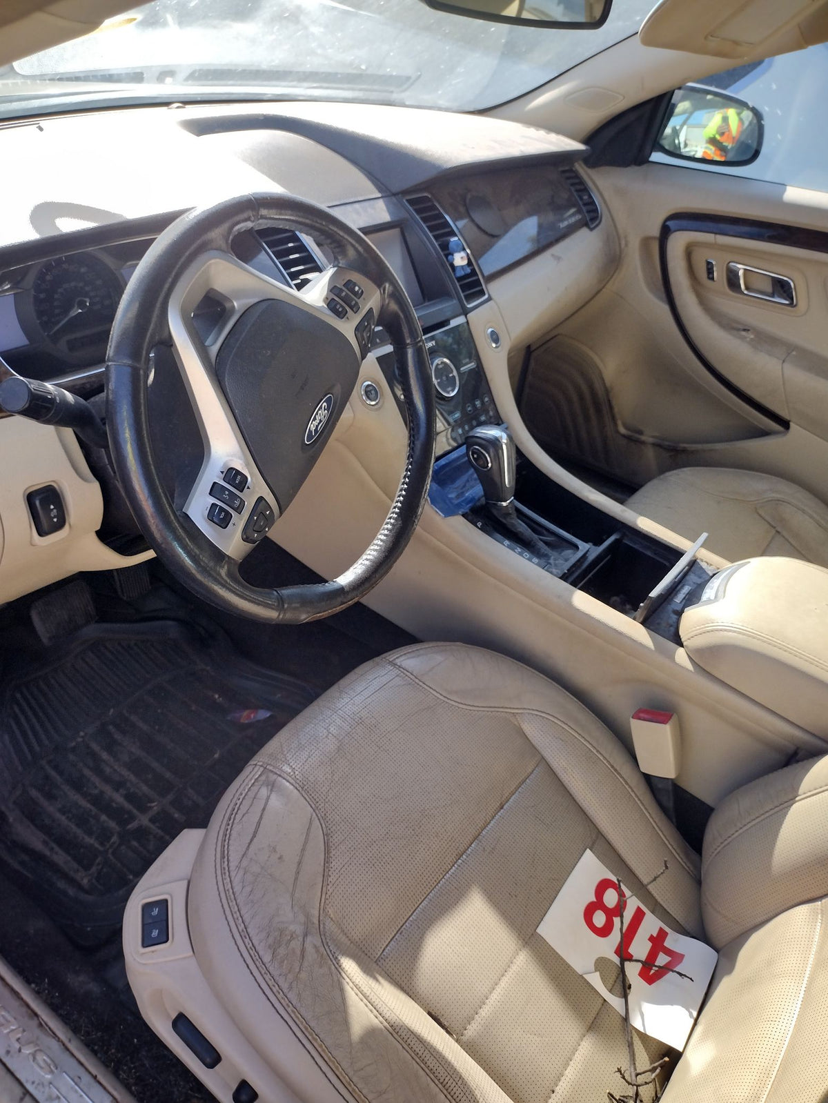 CA_VEHICLE_MEDIA:13323164267:3326264223
