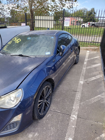CA_VEHICLE_MEDIA:13323175281:3329686270