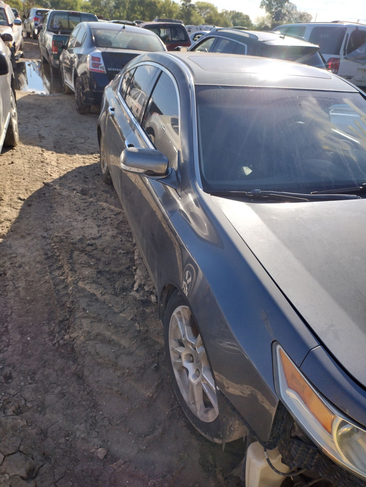 CA_VEHICLE_MEDIA:13323177606:3326191801