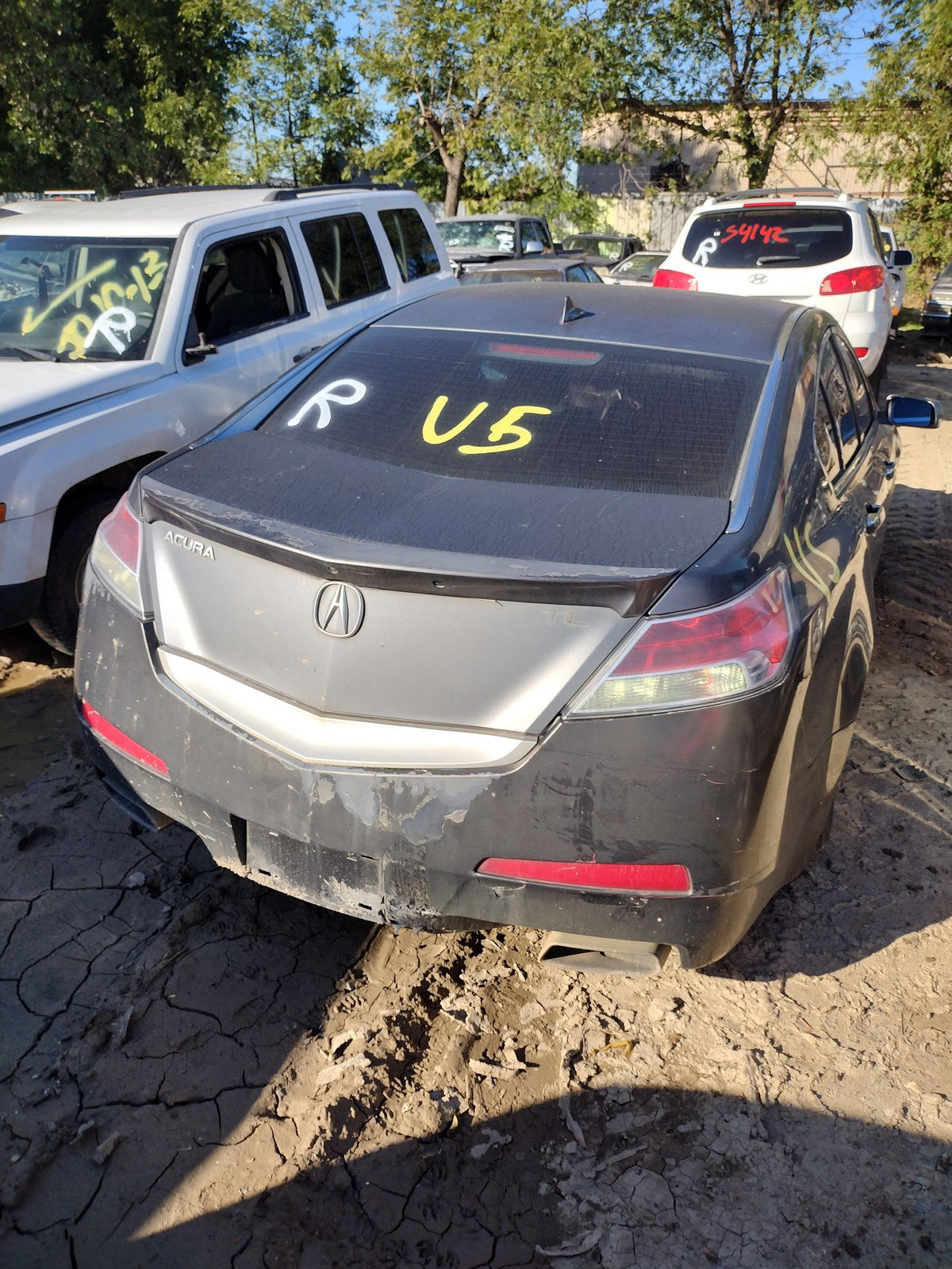 CA_VEHICLE_MEDIA:13323177606:3326192145