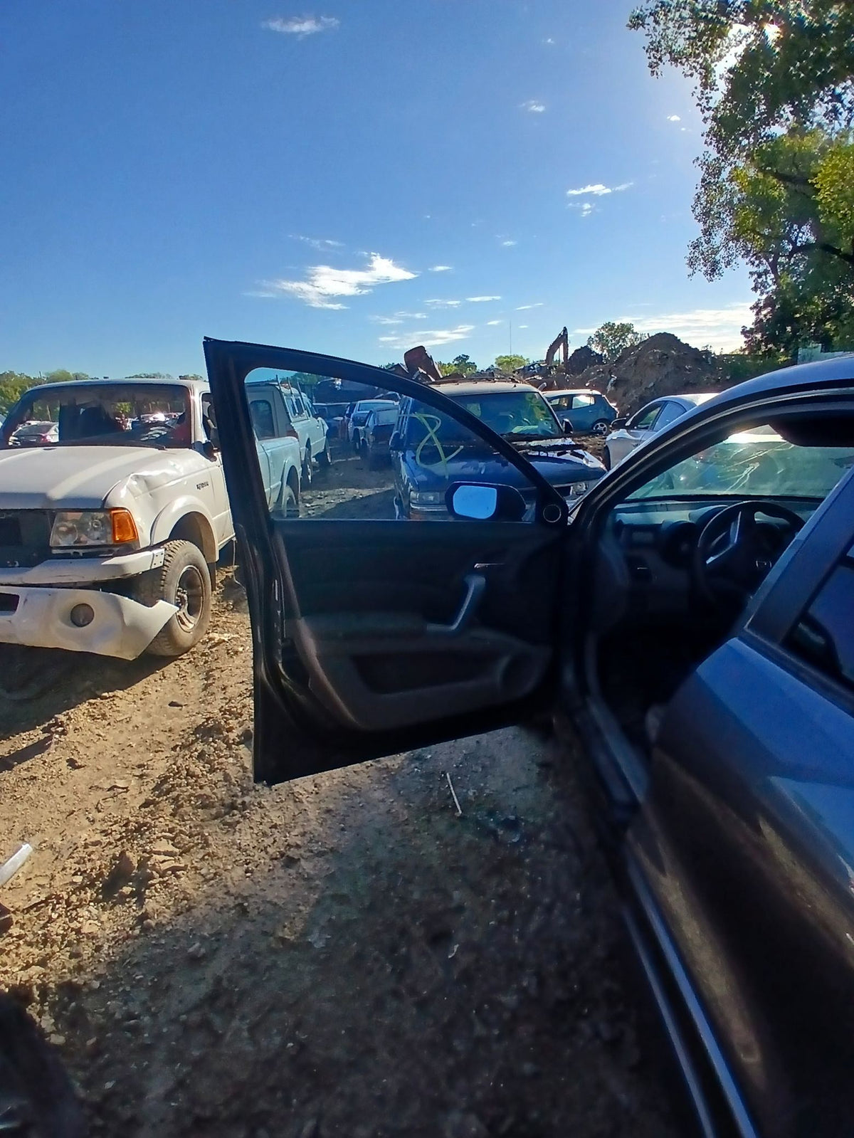 CA_VEHICLE_MEDIA:13323177607:3326160458