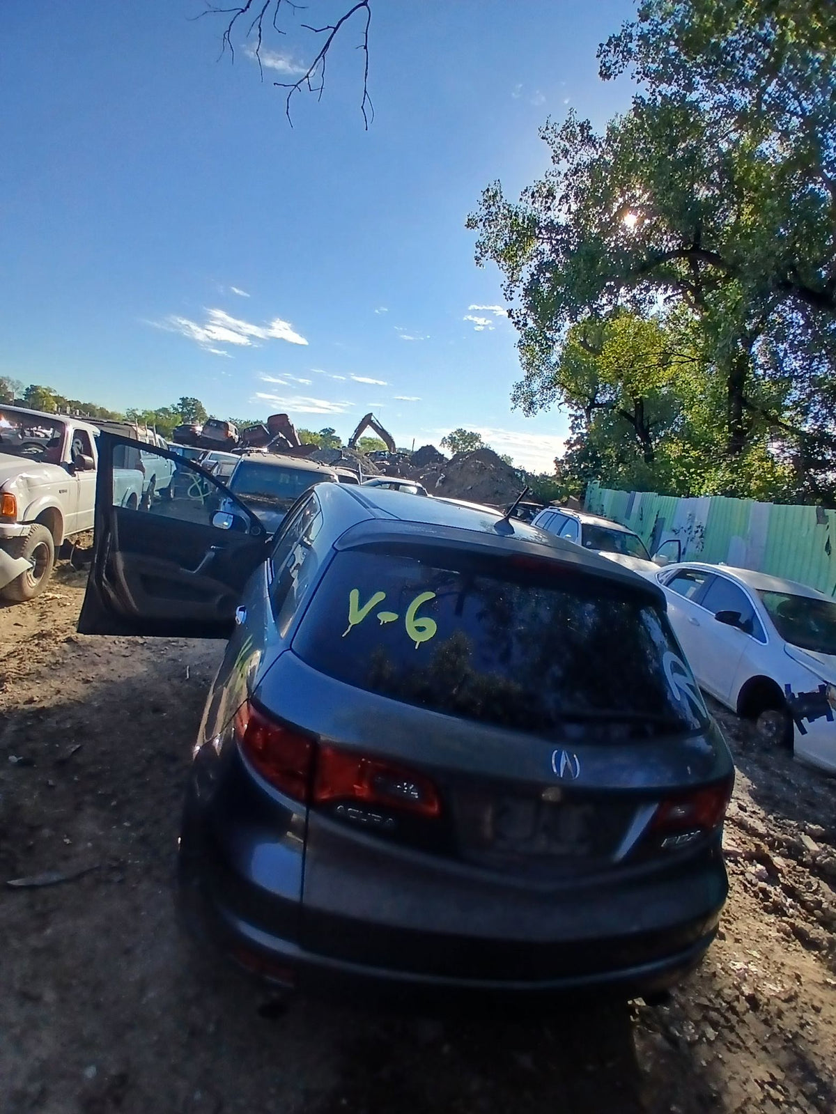 CA_VEHICLE_MEDIA:13323177607:3326160860