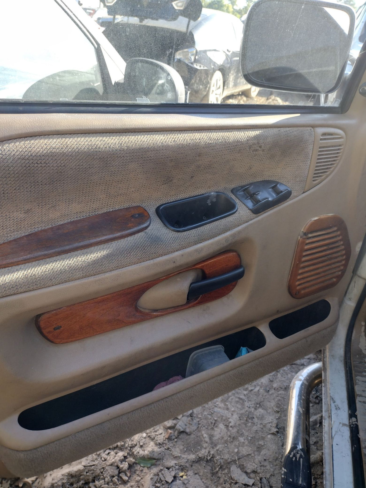 CA_VEHICLE_MEDIA:13323177826:3326164187