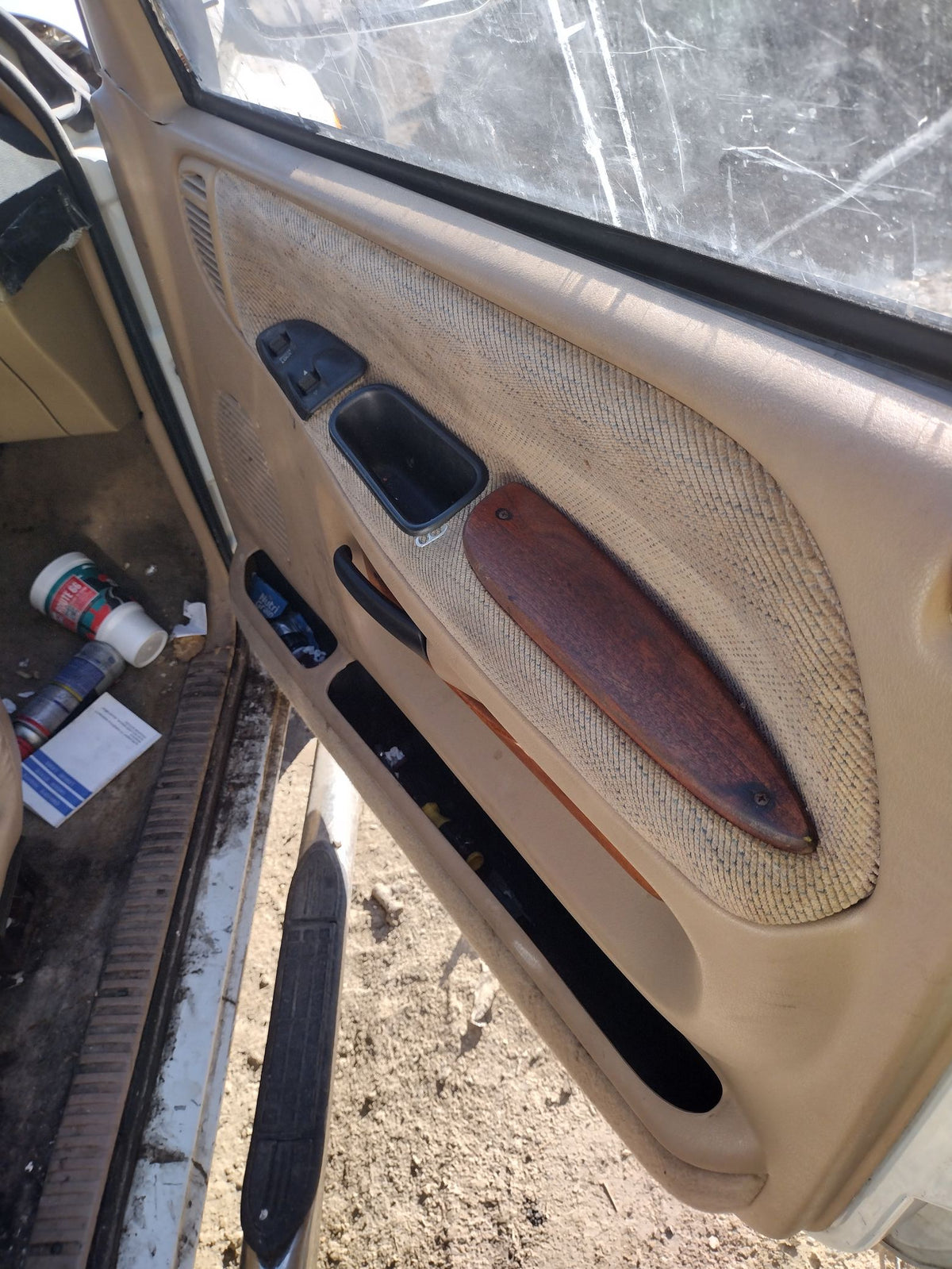 CA_VEHICLE_MEDIA:13323177826:3326165760
