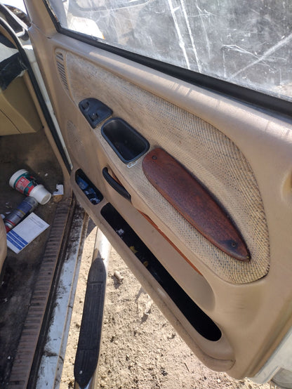 CA_VEHICLE_MEDIA:13323177826:3326165760