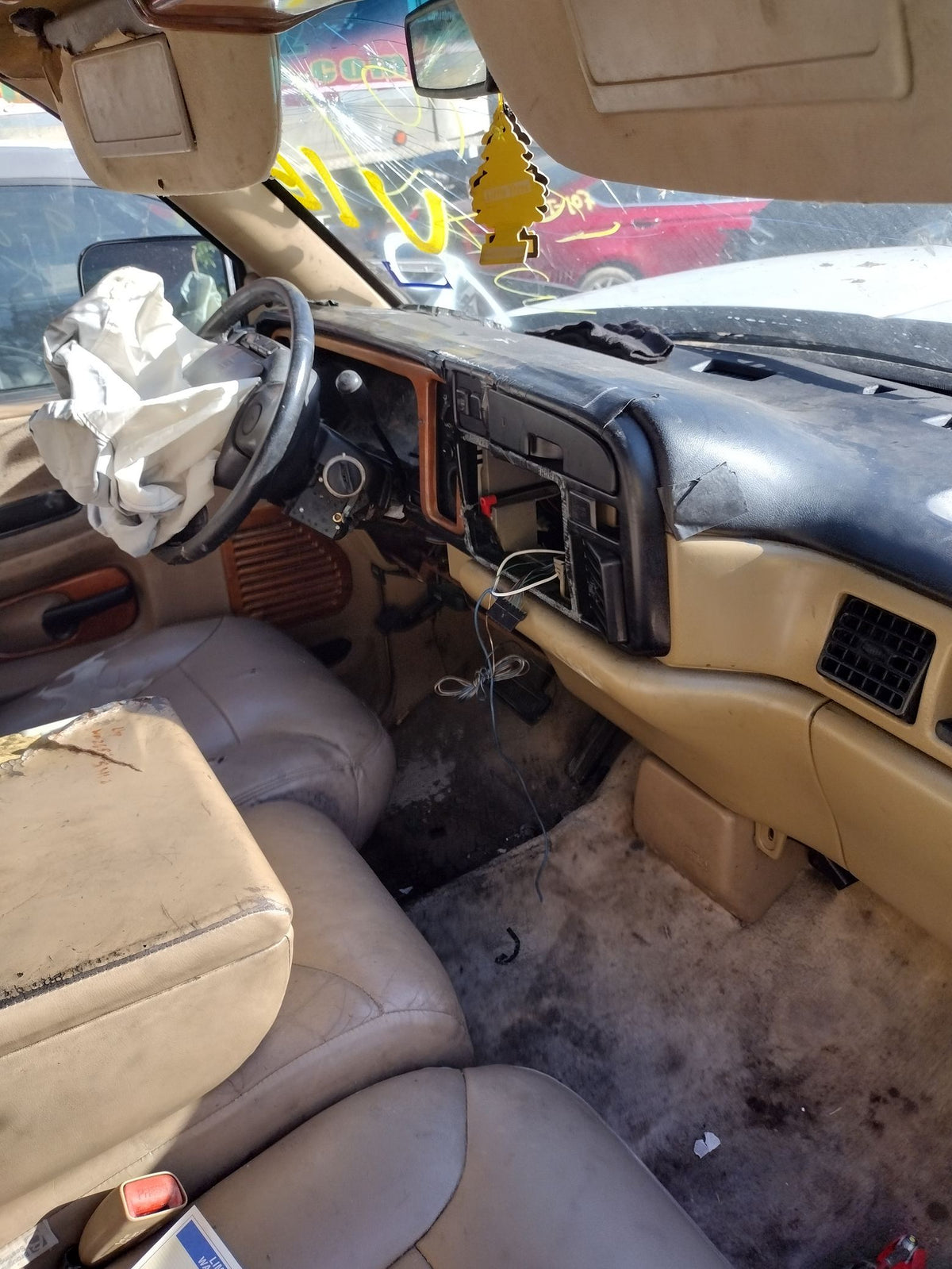 CA_VEHICLE_MEDIA:13323177826:3326166678