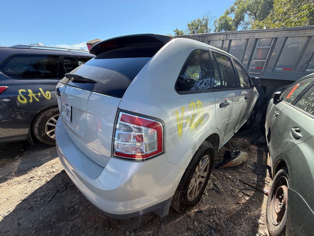 CA_VEHICLE_MEDIA:13323177830:3329251324