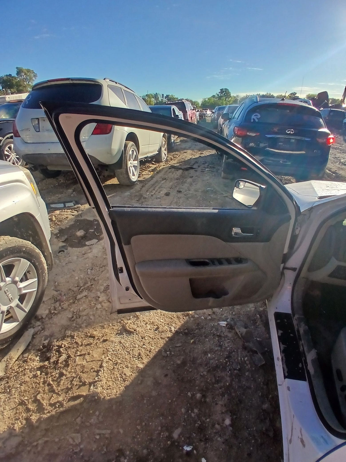 CA_VEHICLE_MEDIA:13323177915:3326001822
