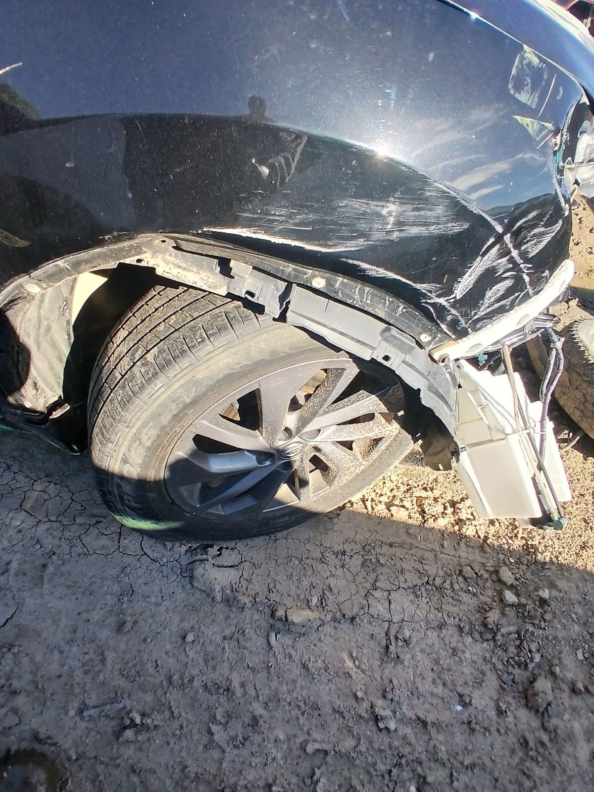 CA_VEHICLE_MEDIA:13323210232:3326299211