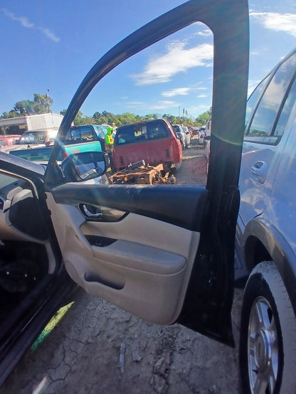 CA_VEHICLE_MEDIA:13323210232:3326299236