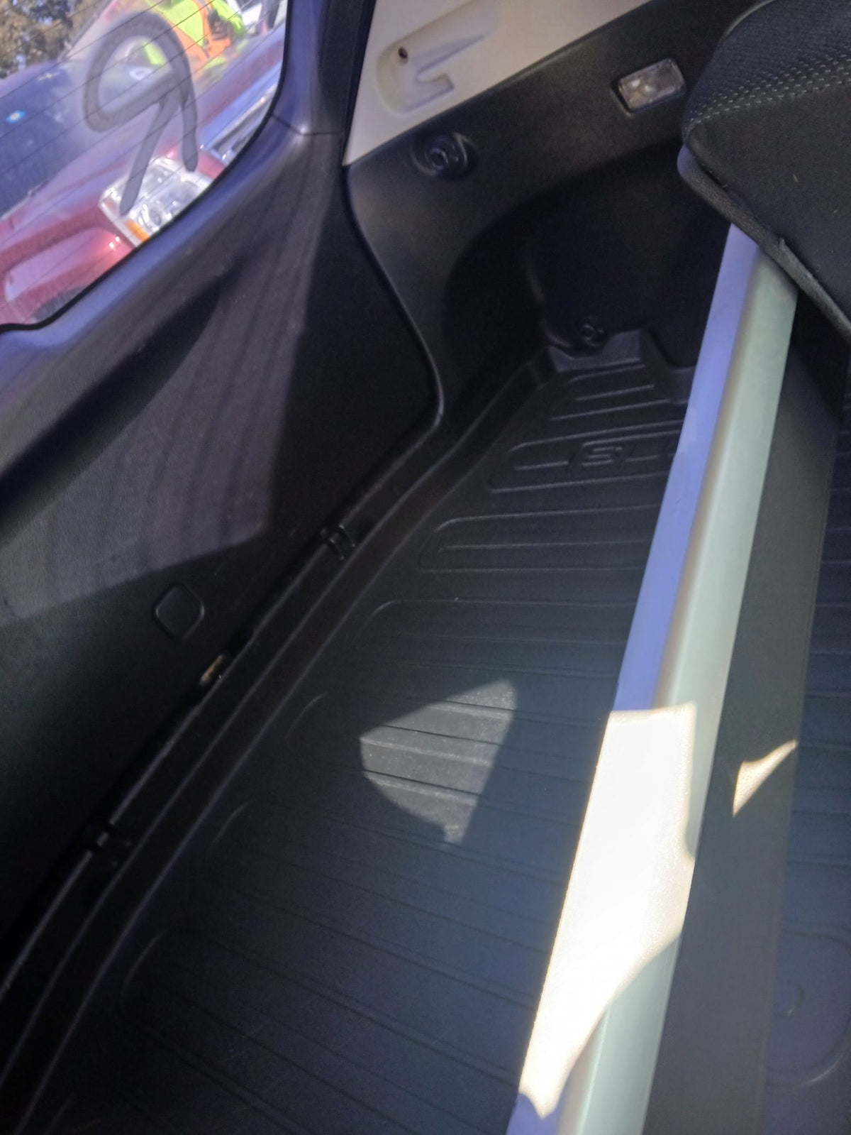 CA_VEHICLE_MEDIA:13323210238:3326563177