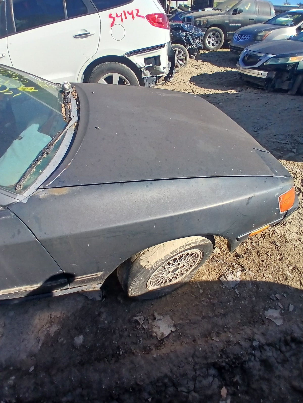 CA_VEHICLE_MEDIA:13323210240:3326238943
