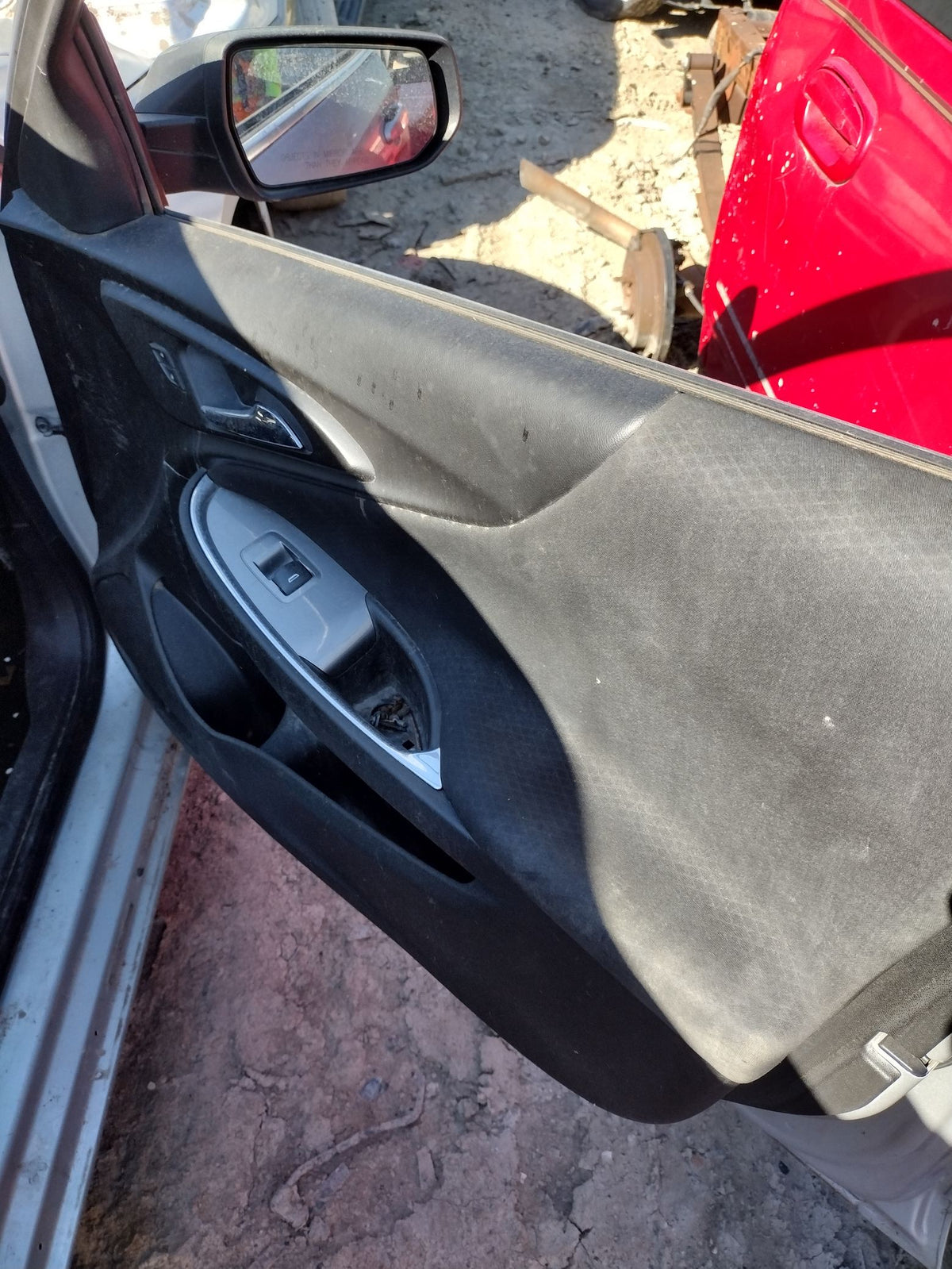 CA_VEHICLE_MEDIA:13323210252:3326380394