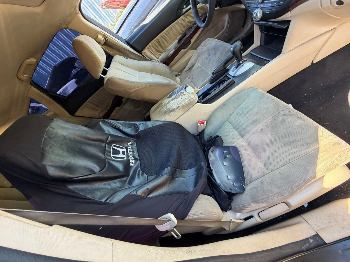 CA_VEHICLE_MEDIA:13323210253:3329276029