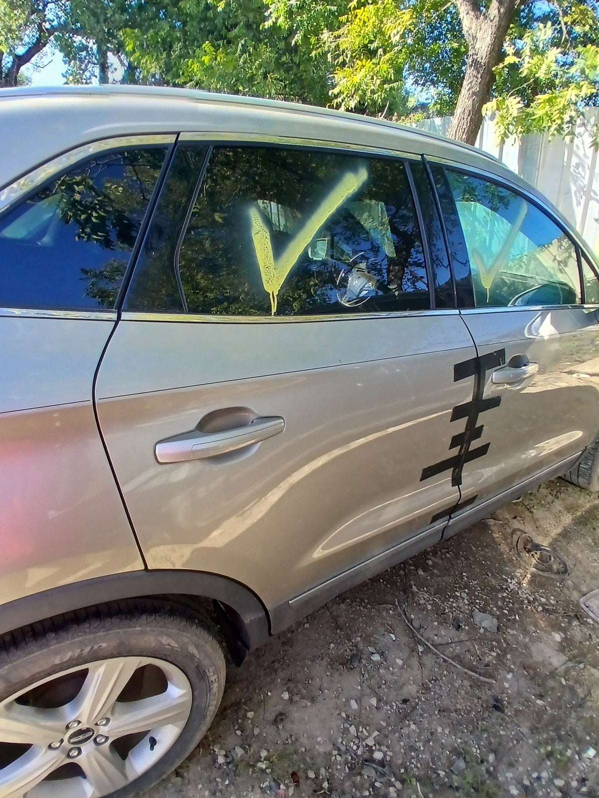 CA_VEHICLE_MEDIA:13323210273:3326331171