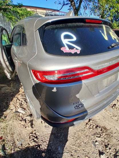 CA_VEHICLE_MEDIA:13323210273:3326331521