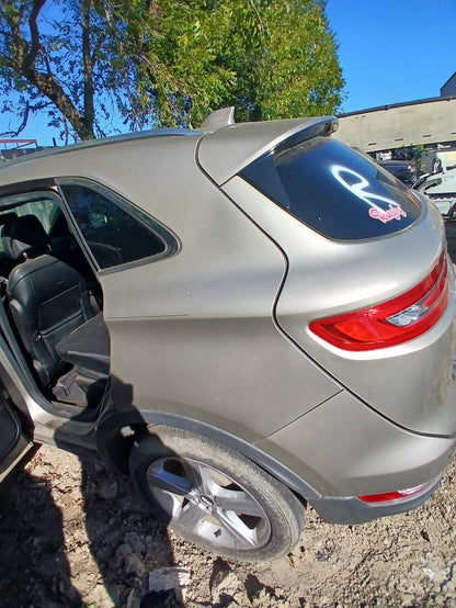 CA_VEHICLE_MEDIA:13323210273:3326332543