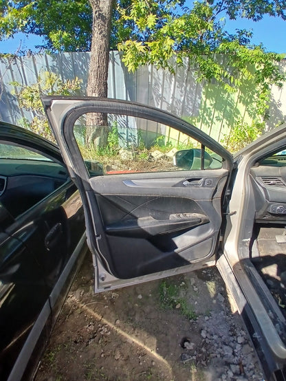 CA_VEHICLE_MEDIA:13323210273:3326333533