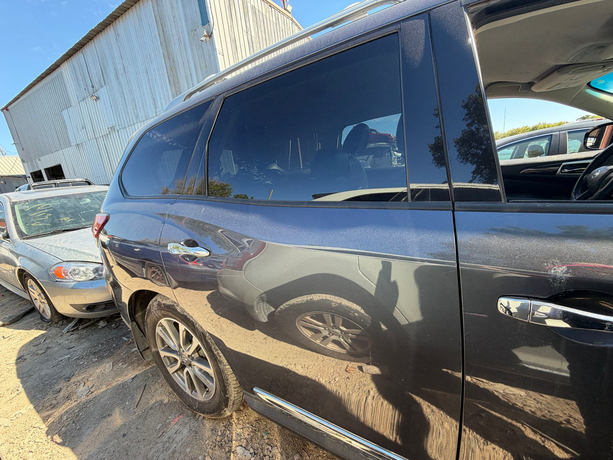 CA_VEHICLE_MEDIA:13323210274:3329247440