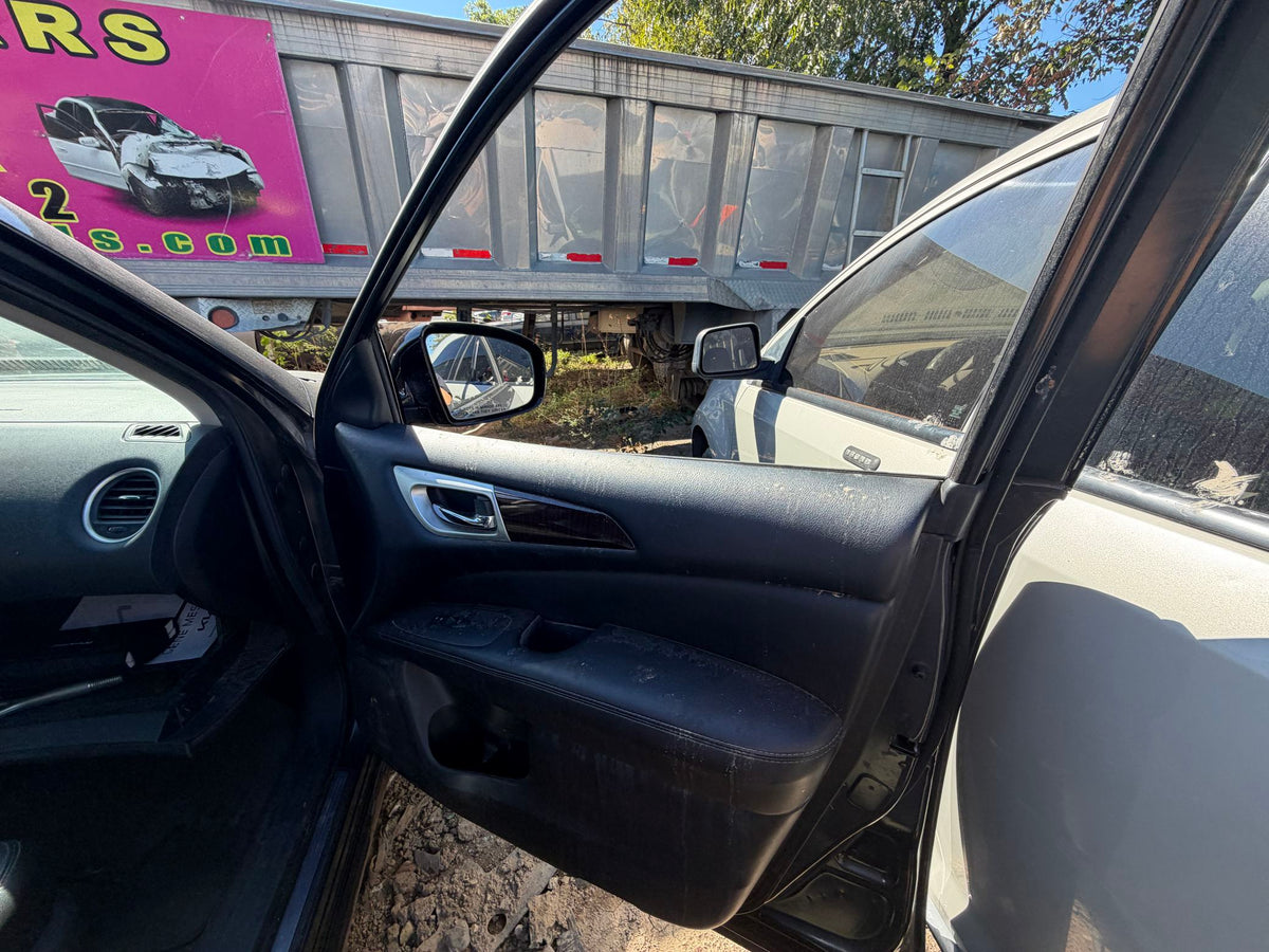 CA_VEHICLE_MEDIA:13323210274:3329247503