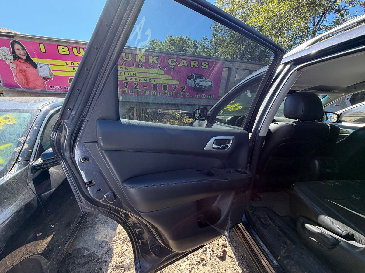 CA_VEHICLE_MEDIA:13323210274:3329247880
