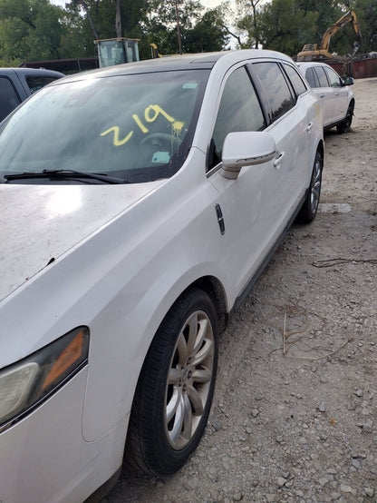 CA_VEHICLE_MEDIA:13382577282:3343703817