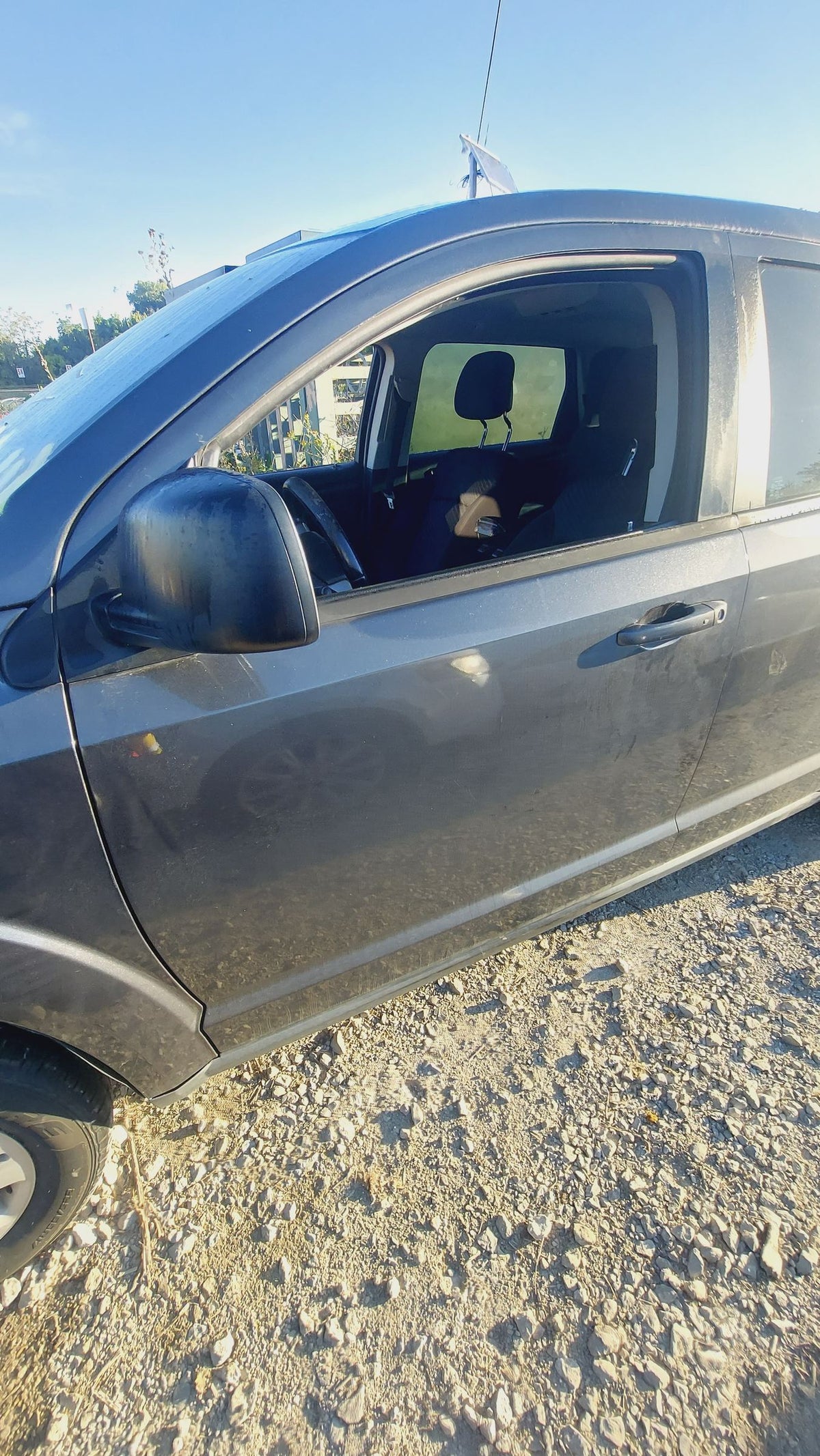 CA_VEHICLE_MEDIA:13382577404:3342055903