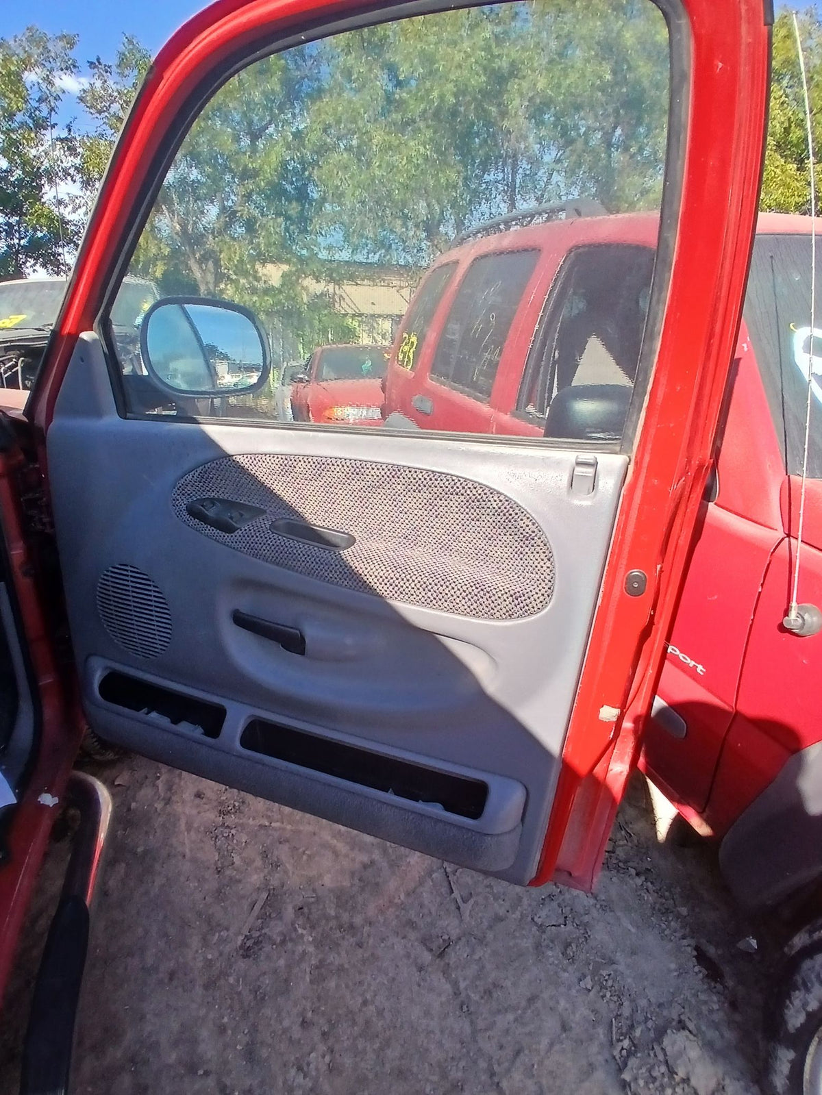 CA_VEHICLE_MEDIA:13382601458:3342561061