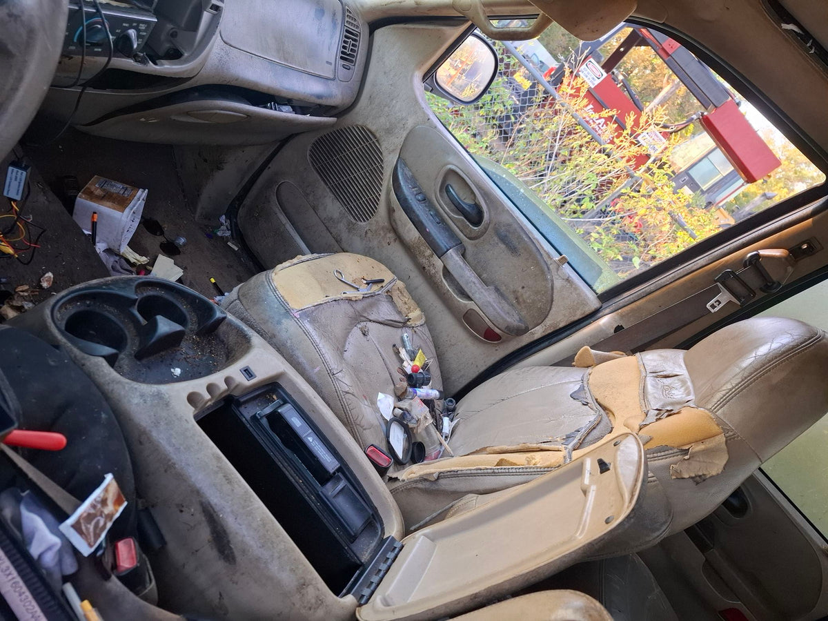 CA_VEHICLE_MEDIA:13382601462:3341978244