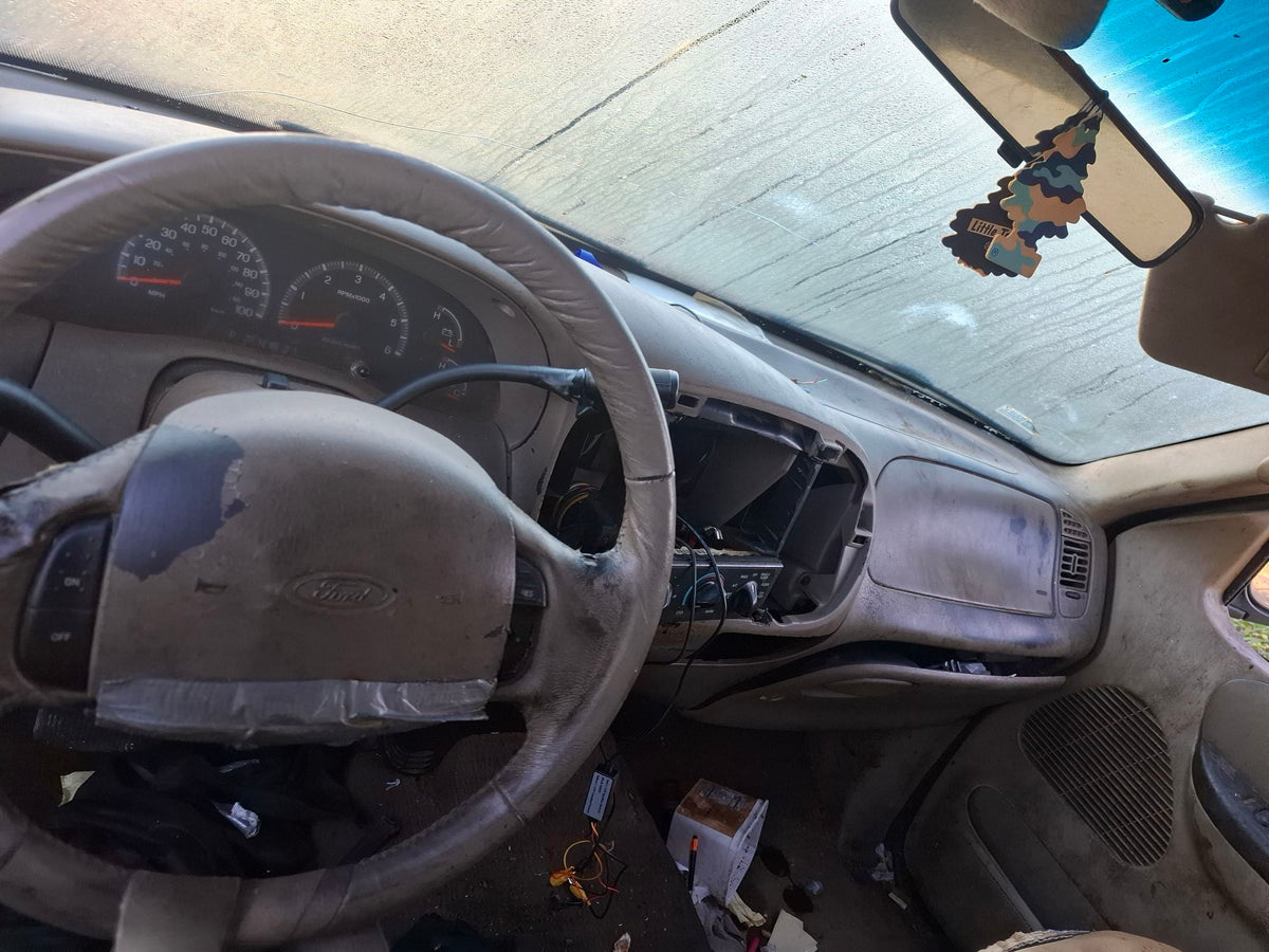 CA_VEHICLE_MEDIA:13382601462:3341978579