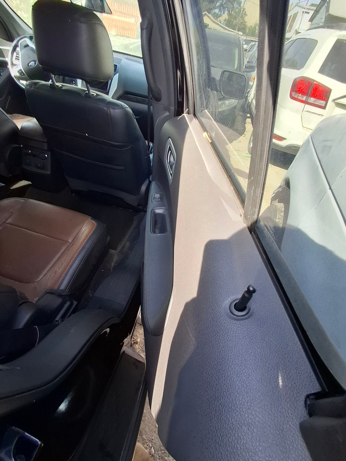 CA_VEHICLE_MEDIA:13382605917:3343442053