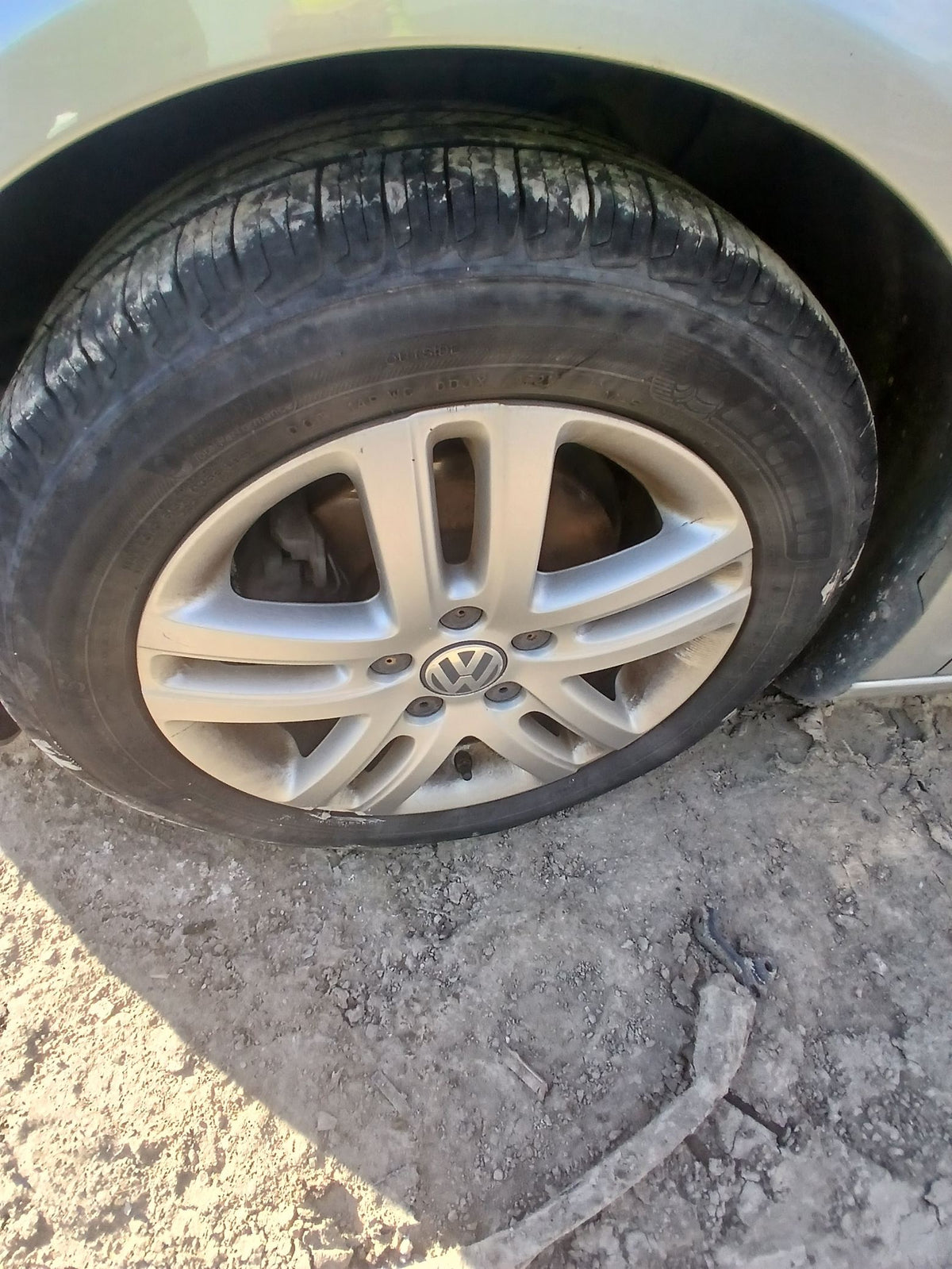 CA_VEHICLE_MEDIA:13382626061:3342373665