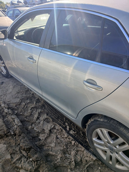 CA_VEHICLE_MEDIA:13382626061:3342384737